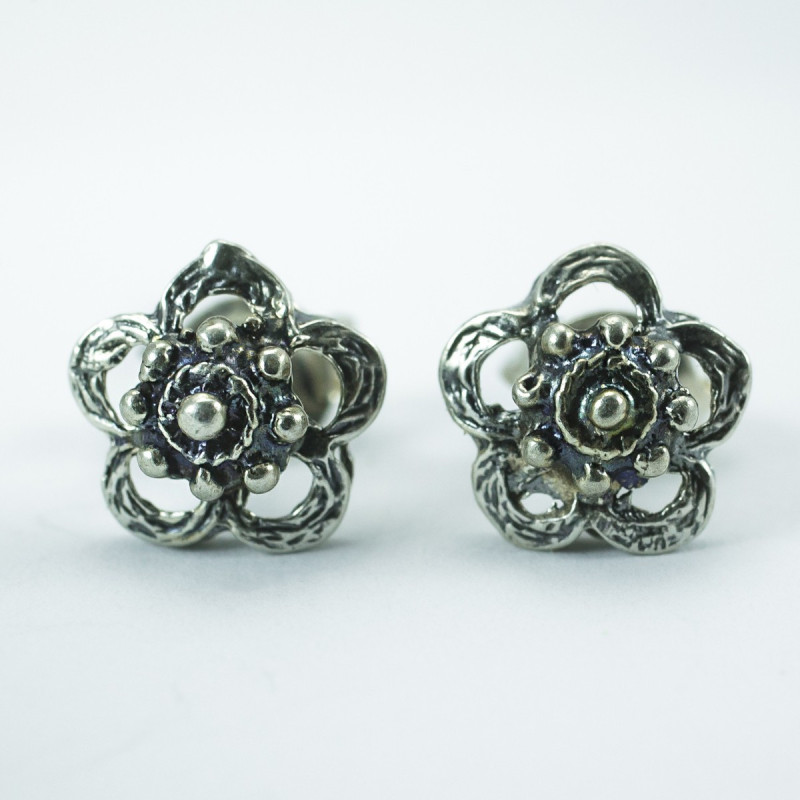 Pendientes Pendientes flor con botón charro en plata de ley BCF88/5 BCF88/5 BotonCharro Pendientes Pendientes flor con botón charro en plata de ley BCF88/5 BCF88/5 BotonCharro